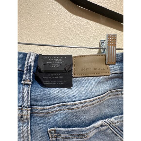 Womens Buckle Black fit no. 75 Ankle Skinny 24x27 distressed jeans New - Picture 4 of 5